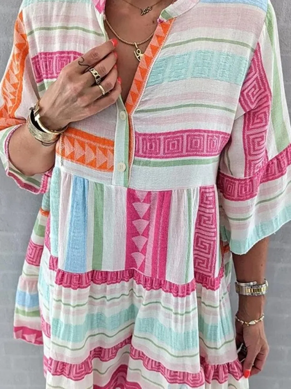 Boho Geometric Print Mini Dress with Buttoned Bracelet Sleeves