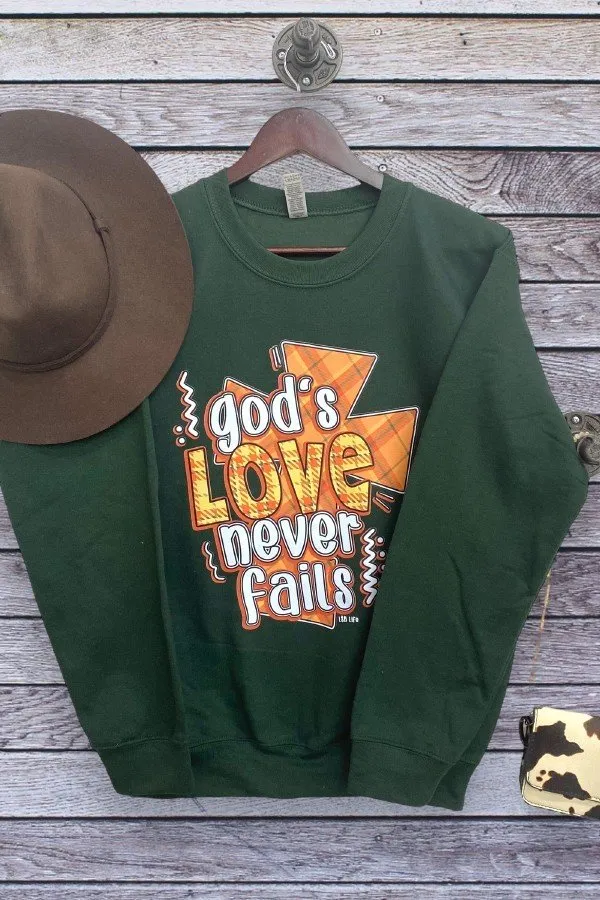 GILDAN SS DTF GODS LOVE NEVER FAILS -  FOREST GREEN