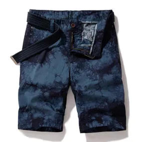 Men's Stylish Graffiti Cotton Straight Cargo Shorts (Belt Excluded) 31214418M