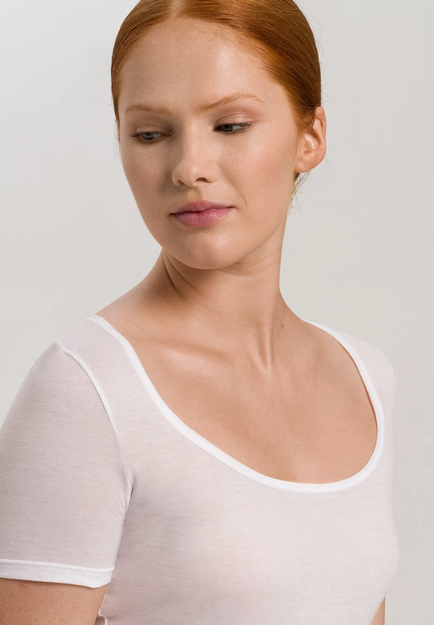 Ultralight Round Neck Cotton Fitted Top | White 71827-101